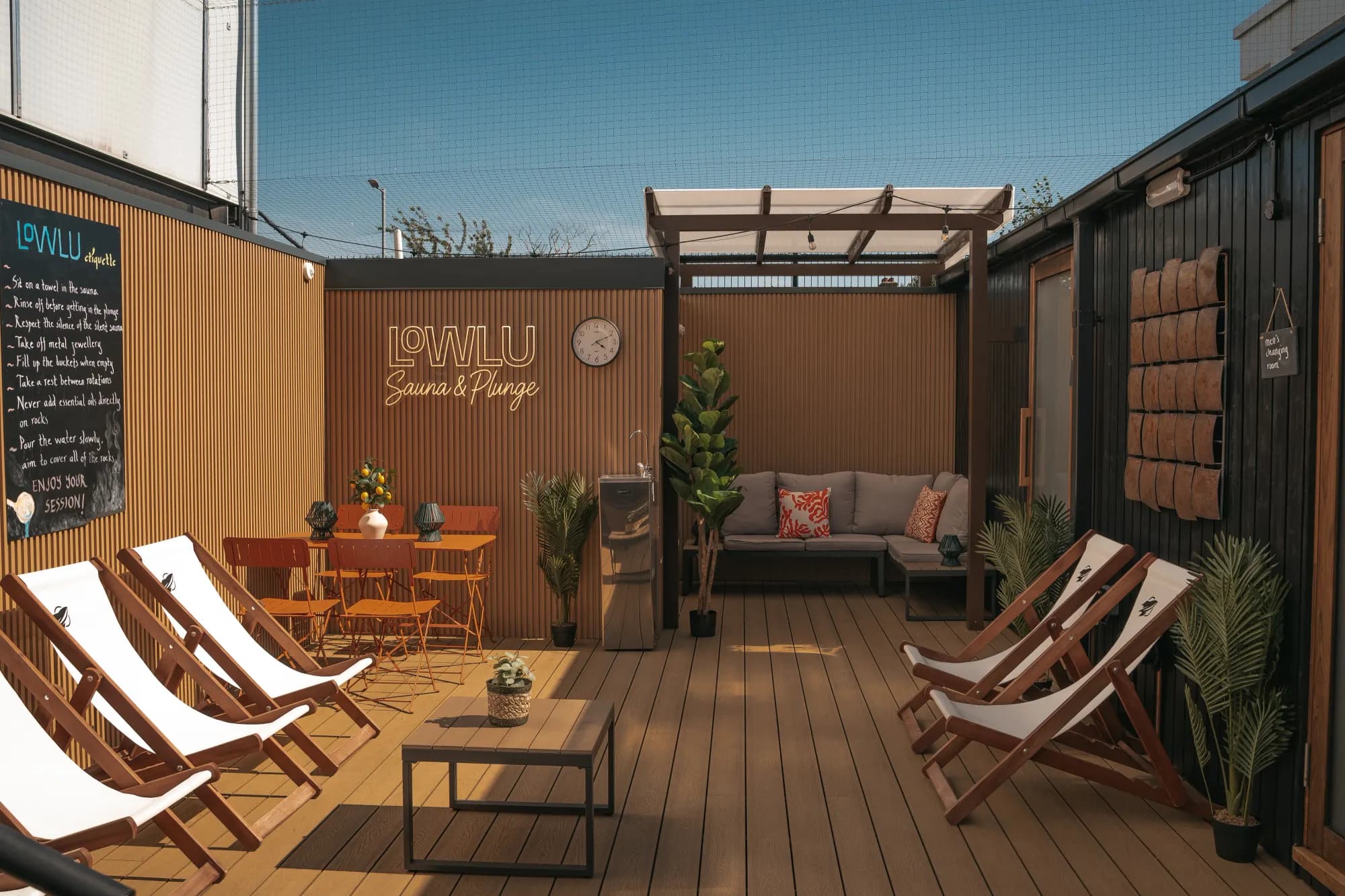 Lowlu Ilford relaxation lounge with deck chairs
